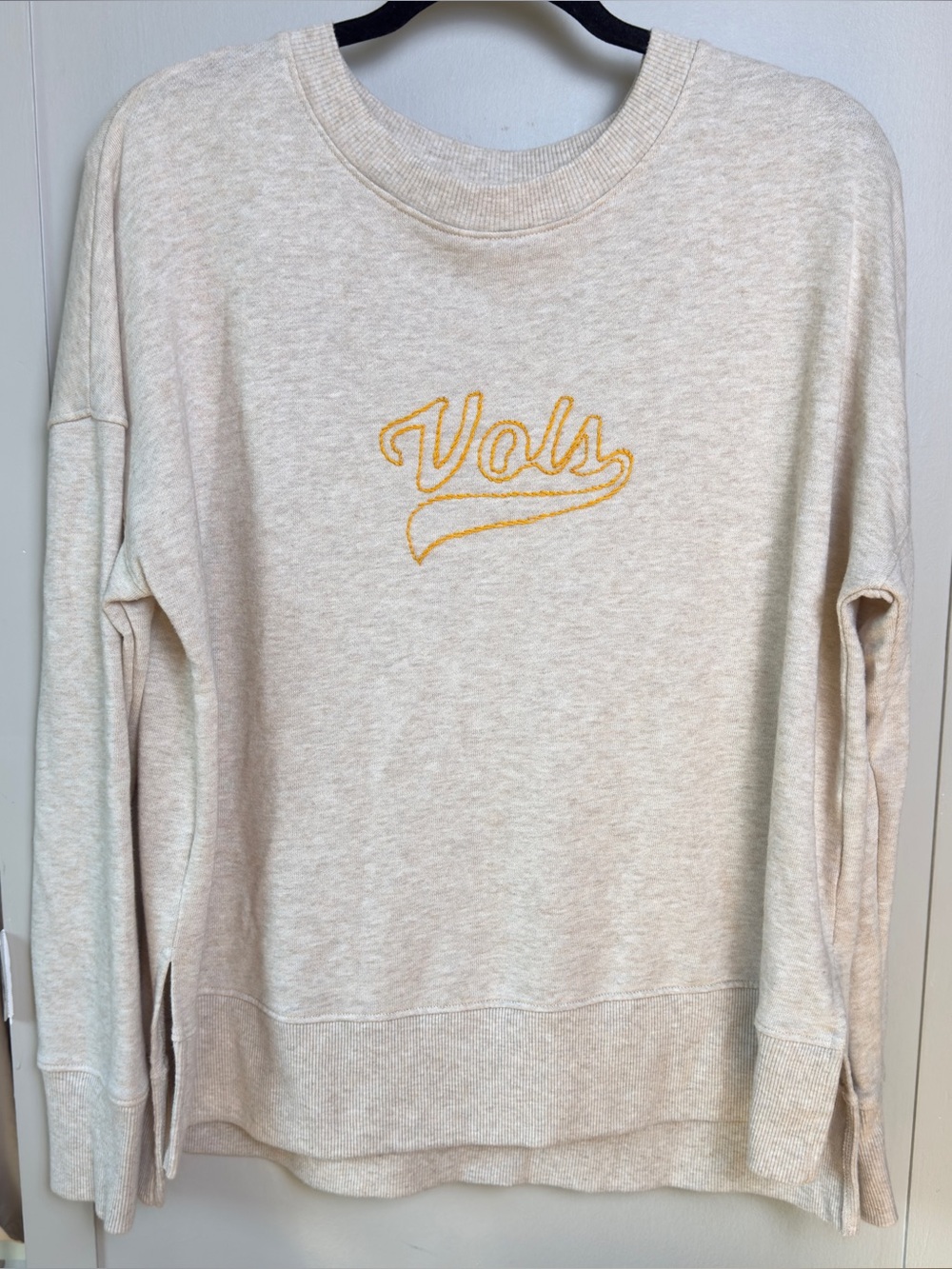 Hand Embroidered UT VOLS Womens Sweatshirt Size M